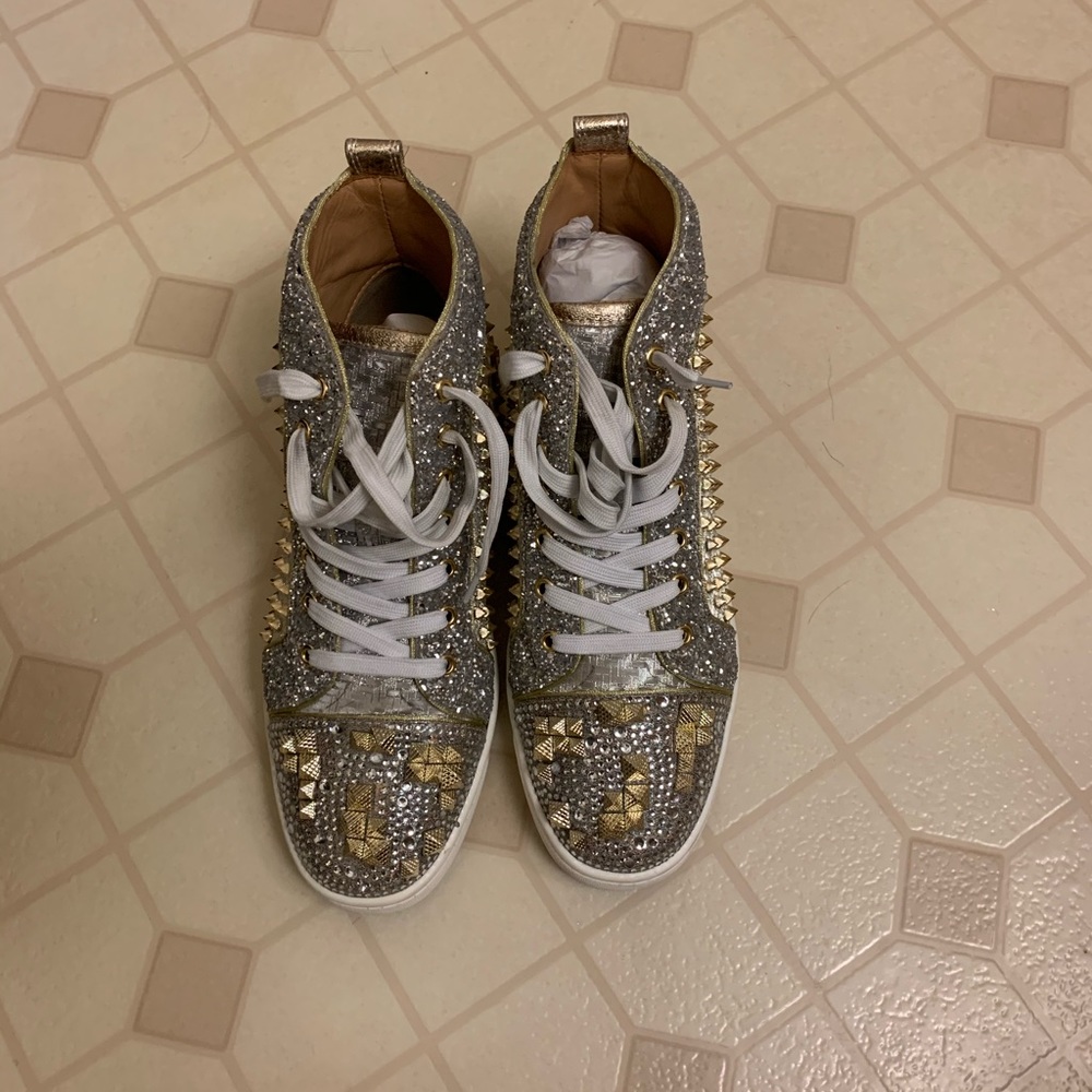 Authentic men’s size 43